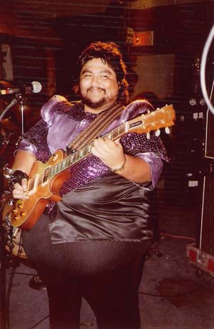 MazzGonzalezJimmyJorgeFloresimg001.jpg